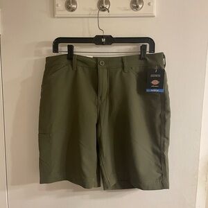 Dickies Green Cooling Relaxed Fit Shorts, 9"